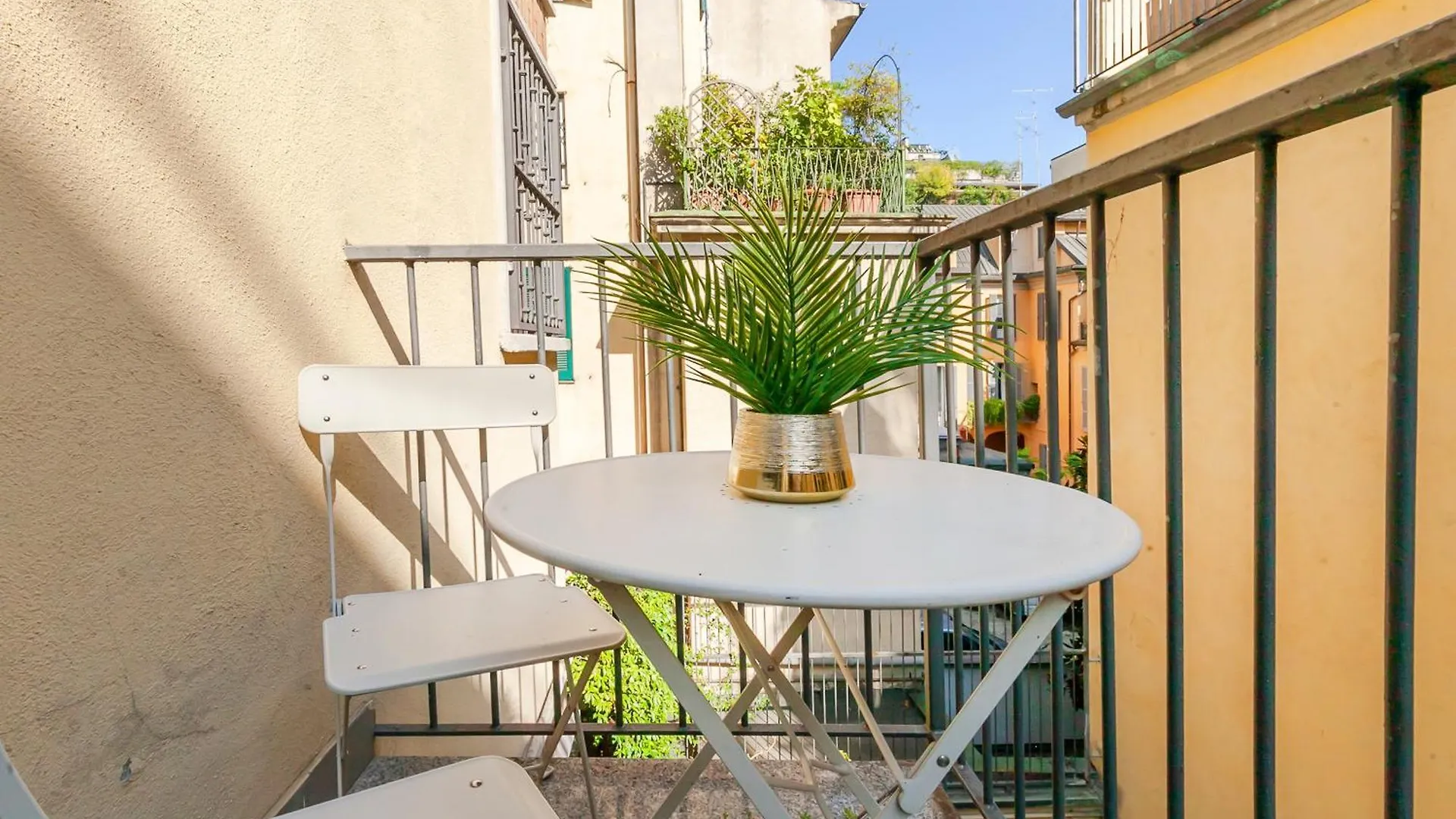 San Babila Executive Suite - Discover The Historic Centre Of Milano 0*, 밀라노