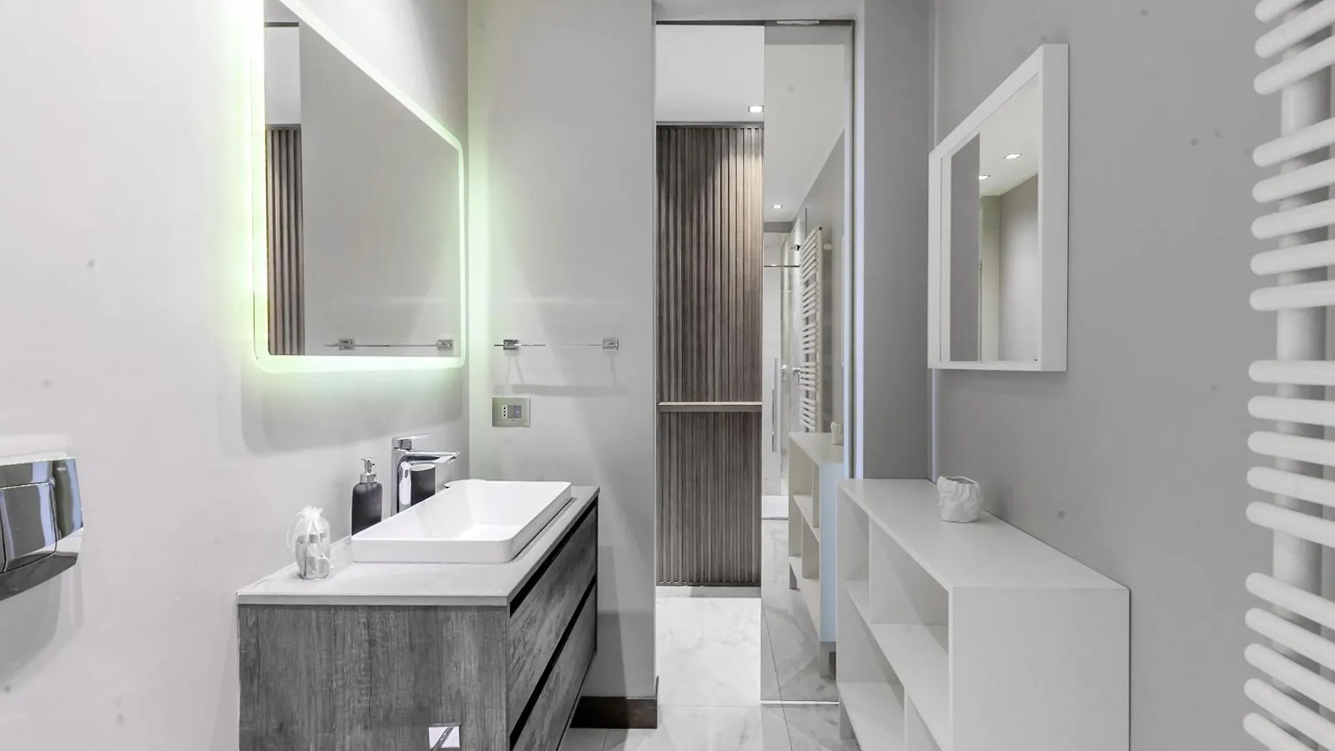 아파트 San Babila Executive Suite - Discover The Historic Centre Of Milano 이탈리아