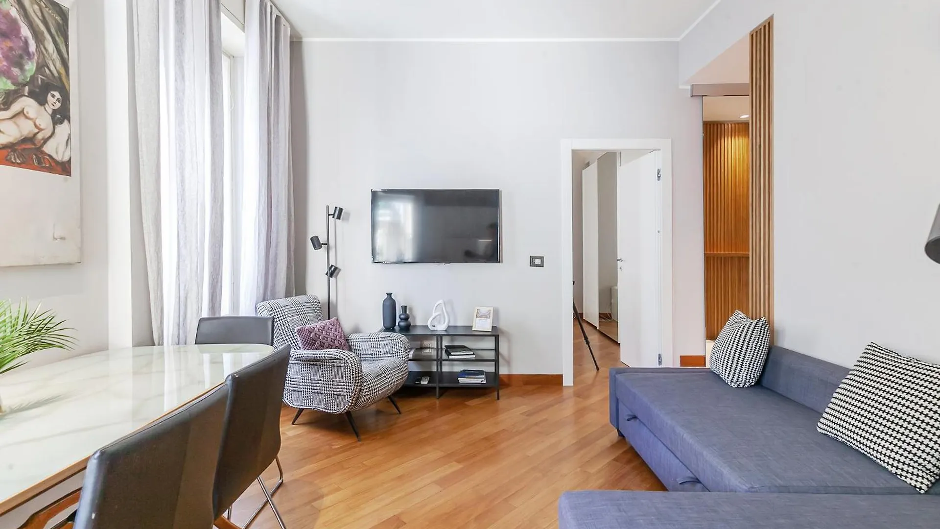Apartment San Babila Executive Suite - Discover The Historic Centre Of Milano