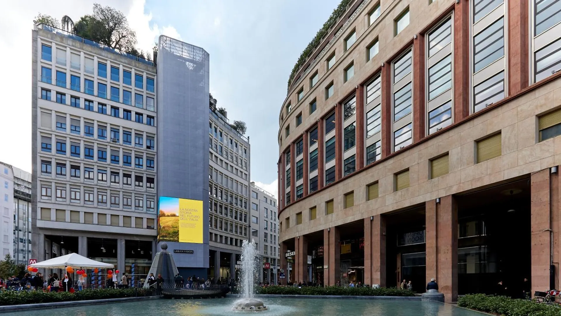 아파트 San Babila Executive Suite - Discover The Historic Centre Of Milano
